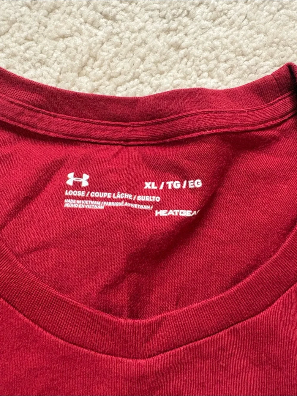 5 Under Armour T-Shirts - Picture 6 of 6